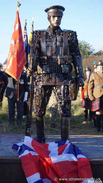What a wonderful statue - but should VC letters be added? - St Helens Star
