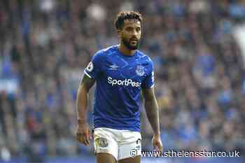Theo Walcott: Everyone's position is up for grabs at Everton - St Helens Star