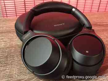 Get Sony's excellent $350 WH-1000XM3 noise-canceling headphone for $180     - CNET