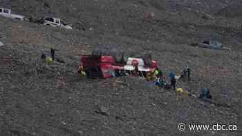 3 dead, 24 injured after bus rollover in Alberta's Jasper National Park