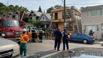 Man dead after being trapped following house explosion in Toronto's east end