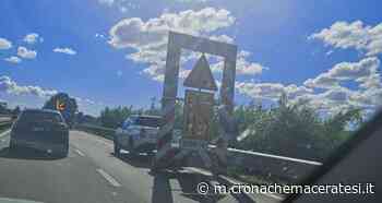 Caos superstrada, lunghe code per lo sfalcio dell'erba - Cronache Maceratesi