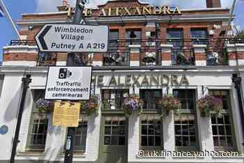Nearly 500 people apply for two jobs at London pub as work runs dry