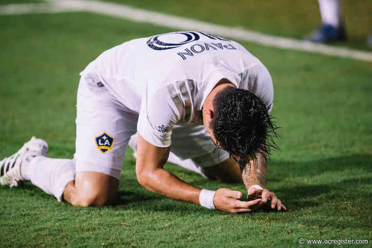 Guillermo Barros Schelotto on Galaxy loss to LAFC: “We gave up”