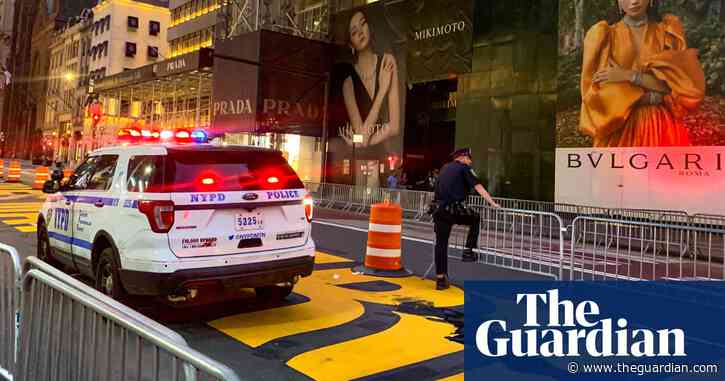 Trump equates support for Confederate flag with Black Lives Matter