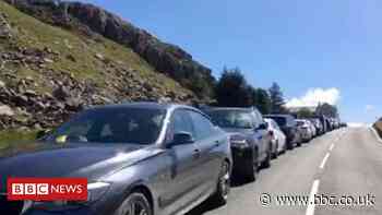 Parking tickets issued as 500 park on Snowdonia roads