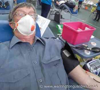 Councillor gives blood for 150th time - Warrington Guardian
