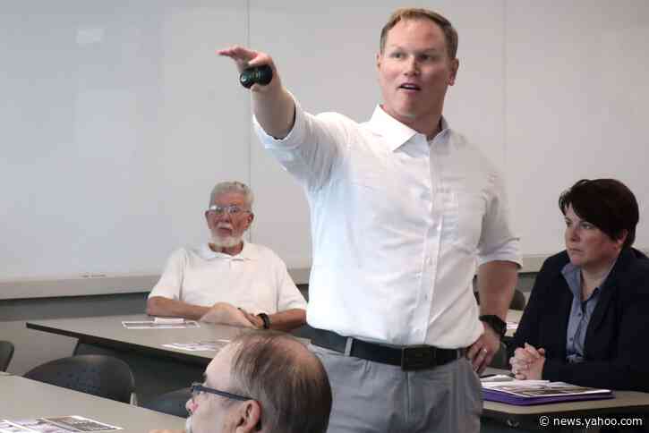 Prosecutor: Kansas congressman blamed staff for registration