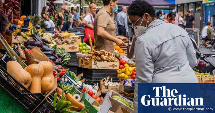 UK grocery sales rise at record pace amid Covid-19 outbreak