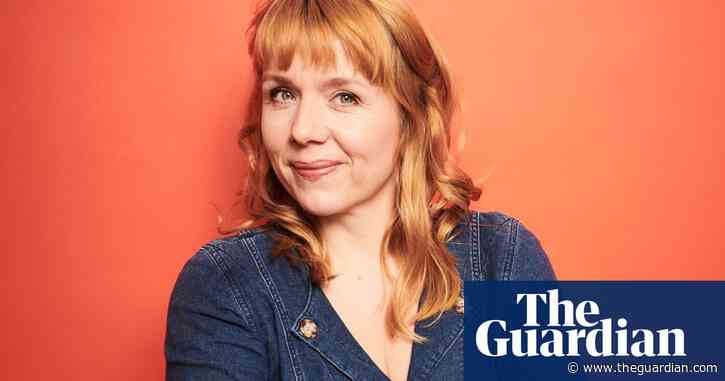 ‘We had illicit snogs backstage!’ Love letters to theatres