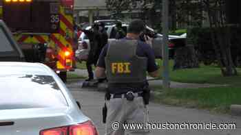 FBI agents kill armed man outside SE Houston home, police say - Houston Chronicle