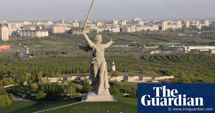 Statues are lies, selfies in bronze – and you can't bring history to life with a dead art