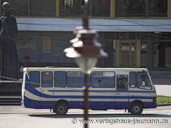 Erste Geiseln frei: Ukraine: Bewaffneter bringt Buspassagiere in seine Gewalt - www.verlagshaus-jaumann.de