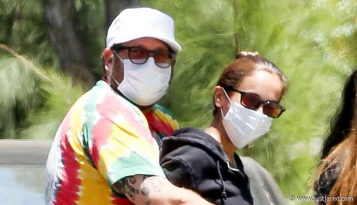 Jonah Hill Cozies Up to Fiancee Gianna Santos While Out in L.A.