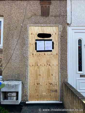 Bexley Police evict Erith residents over drug use & violence