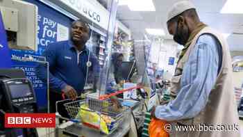 Tesco asks staff to clean shelves, floors and loos