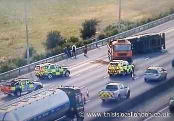 Overturned lorry trailer causes delays on M25 near Epping - recap