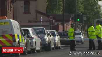 Man detained after 10-year-old boy stabbed - BBC News