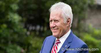 Alex Trebek clarifies comment about stopping cancer treatment