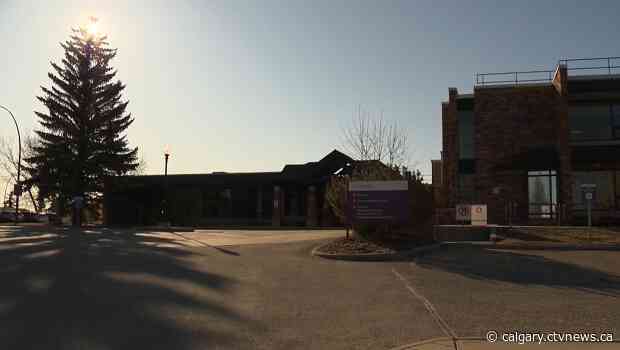 Alberta eases visitation rules for long-term care facilities