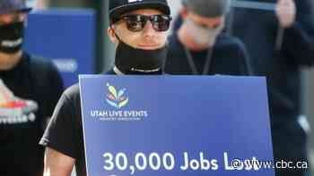 1.4 million Americans sought jobless benefits last week, up for 1st time since March