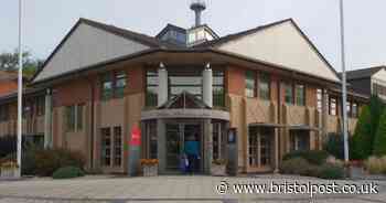 Police officer sacked for sending pictures of his genitals to woman