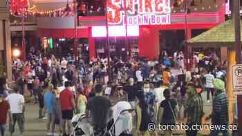 Crowds cram popular Ontario tourist destination, ignore physical distancing rules