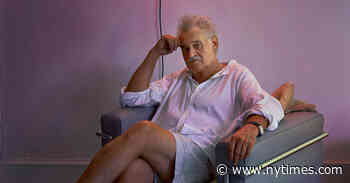 Keith Sonnier, Playful Sculptor in Neon, Dies at 78