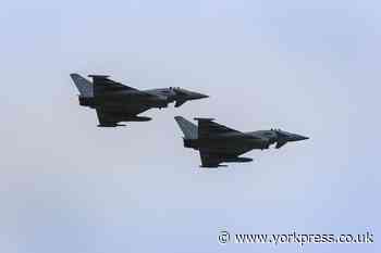 Fighter jets put on loud nighttime display north of York