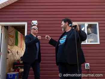 Pop-up performances bring joy — and connection — to comedians, musicians and actors - Edmonton Journal