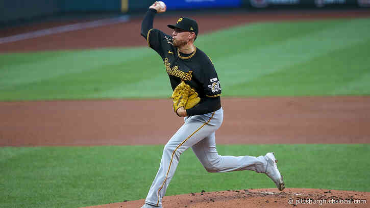 Cardinals Beat Pirates 5-4 In Opener