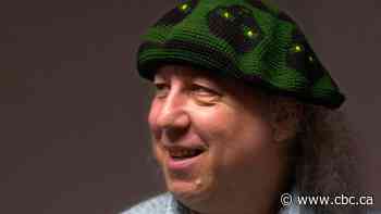 Fleetwood Mac guitarist Peter Green dies at 73