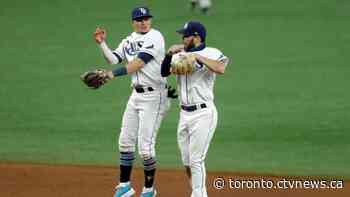 Lowe's eighth-inning triple propels Rays over Blue Jays 4-1