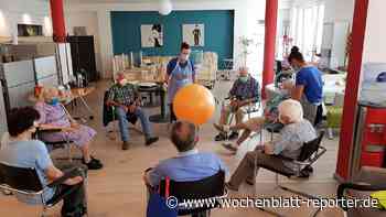 Glückliche Senioren und Angehörige:: Tagespflegeeinrichten sind wieder geöffnet - Wochenblatt-Reporter
