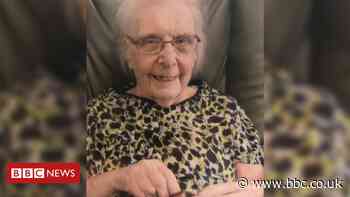 Woman, 102, makes 'miraculous' Covid-19 recovery - BBC News