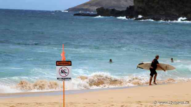Hurricane Douglas nears Hawaii, bringing high winds and rain