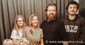 Mum so worried about social media took her children out of school