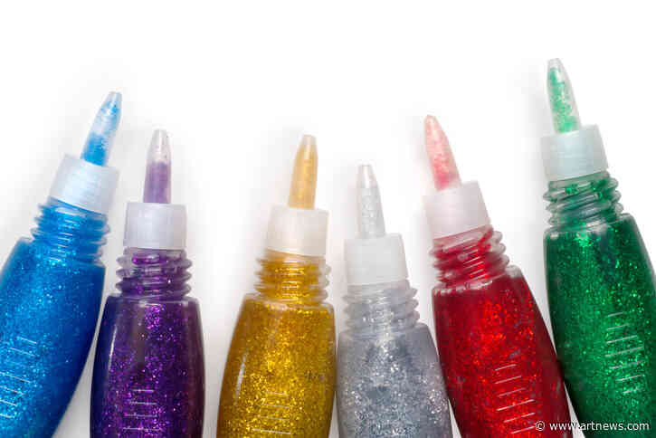 The Best Glitter Glue for a Sparkling Adhesive