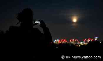 Starwatch: full moon joins Jupiter and Saturn in southern sky