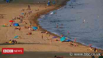 Coronavirus: 14-day quarantine for Spain to NI travellers
