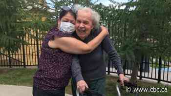 'We hugged and hugged': Families reunite at N.W.T. seniors' homes after COVID-19 rules loosen