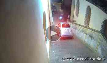 Frascati, auto scende dalle scale fino in piazza San Rocco. Identificato il conducente - Castelli Notizie