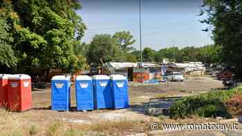 Campo rom Foro Italico, il Comune ordina lo sgombero: dietro alle baracche rifiuti e roghi tossici