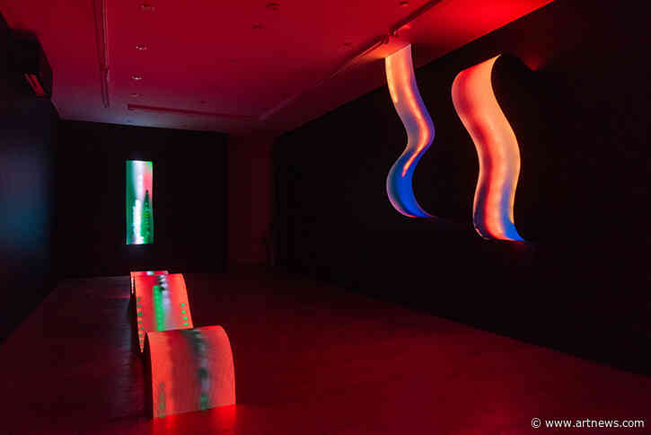 Daniel Canogar’s Data Abstractions