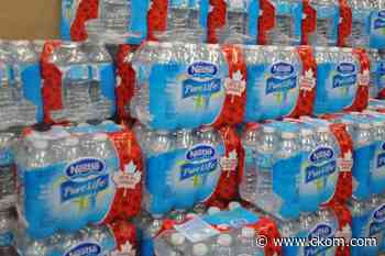 Saskatoon woman launches water bottle drive for less fortunate - CKOM News Talk Sports