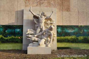 Visite « De l’Art sur le campus d’Orsay » Université Paris-Saclay – Faculté des Sciences – Statue Terra Mater samedi 19 septembre 2020 - Unidivers