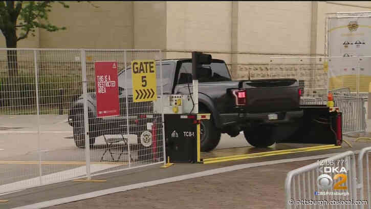 Steelers Arrive At Heinz Field For Training Camp Minus Fanfare Of Years Past