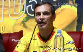 Liga de Quito desistió de su denuncia contra el DT de Barcelona, Fabián Bustos, que ya no acudirá ante la FEF