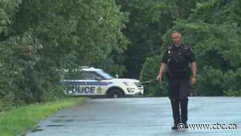 Ottawa man found dead outside east-end high school - CBC.ca