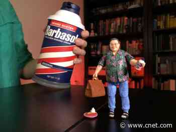 Unboxing the SDCC Jurassic Park Barbasol can: The package is the toy     - CNET